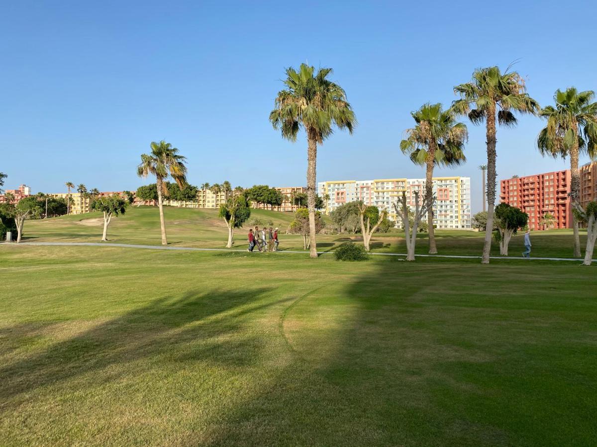 Porto Golf Marina Aqua Park & Beach Access By Best Of Bedz El Alamein Extérieur photo